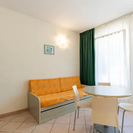 Apartment Borgoverde-3 By Interhome Imperia